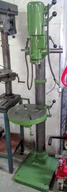 T8 TALADRO DE COLUMNA ENGRANADO